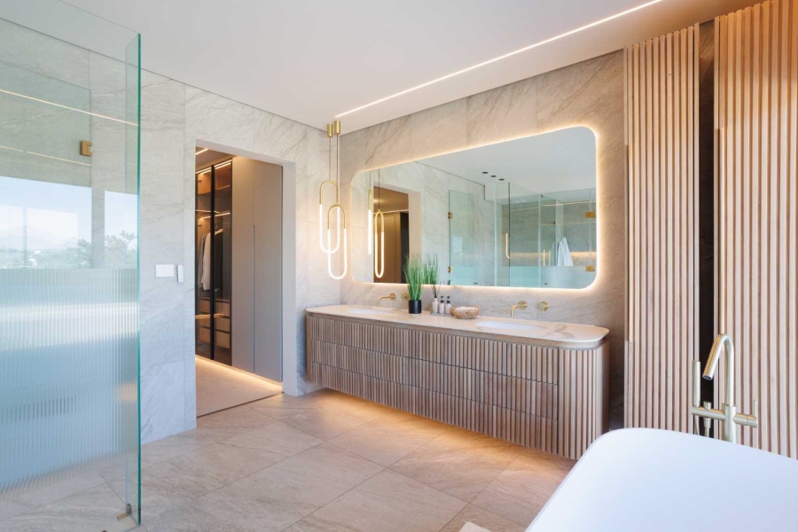 7 Bedroom Property for Sale in Val De Vie Estate Western Cape